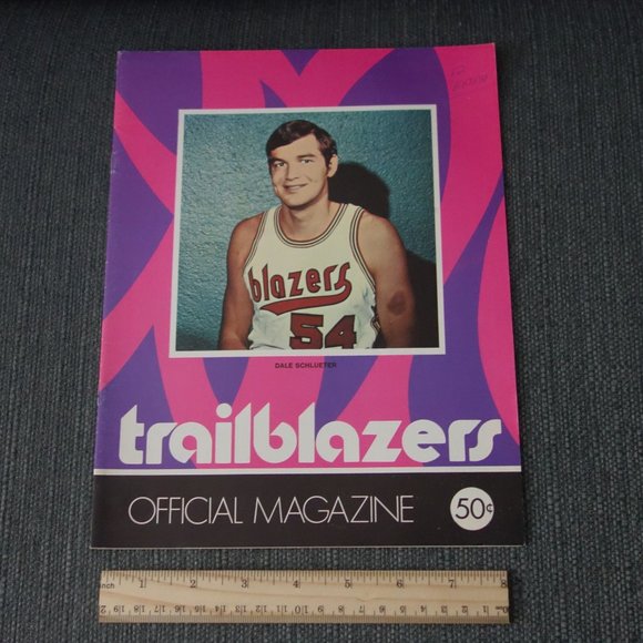 Vintage 1970-1971 Trailblazers Official Magazine - Picture 6 of 9